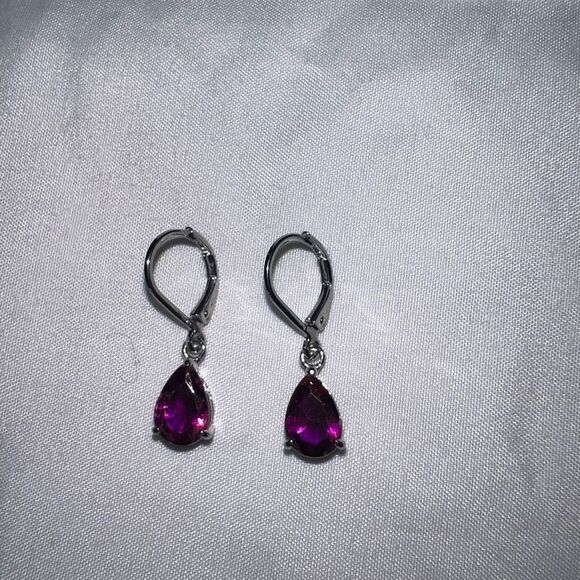 Dainty Silvertone and Deep pink stone Earrings - Picture 2 of 4
